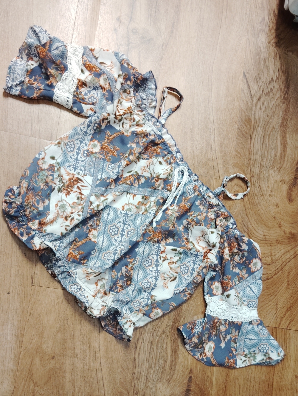 Floral Blue and Cream Off-Shoulder Camisole with Lace Trim